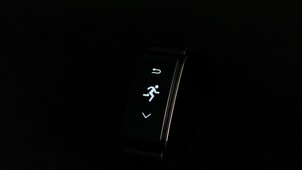 Fitness tracker screen